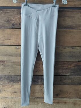 H&M Ribbed Cream V-Waist Leggings